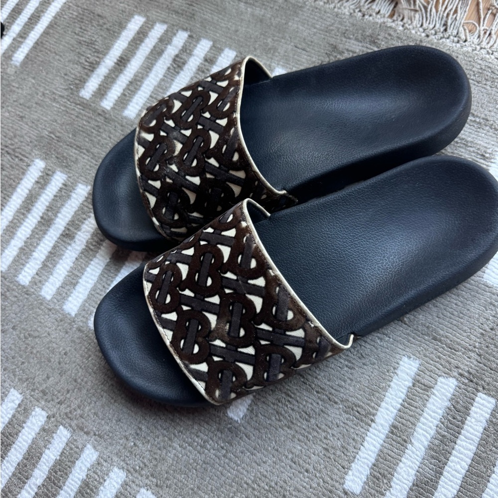 Burberry Vintage Check Slides + Box - Picture 2 of 7